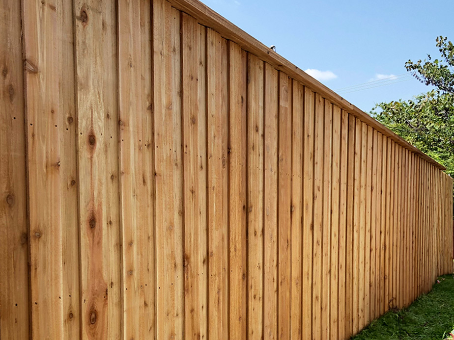 Powell OH Shadowbox style wood fence