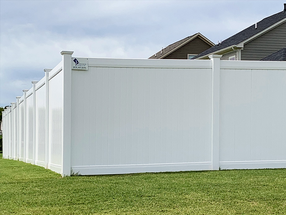 Sevierville TN Vinyl Fences